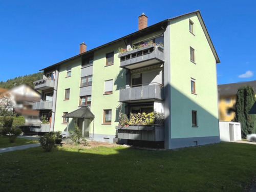 Gebäudeansicht - 3 Zimmer Etagenwohnung zum Kaufen in Hausach