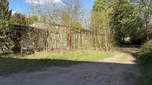 Gebäude mit Zuwegung - 1 Zimmer Einfamilienhaus zum Kaufen in Rietschen
