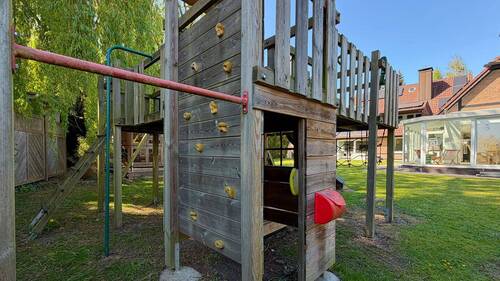 Großer Spielturm - 