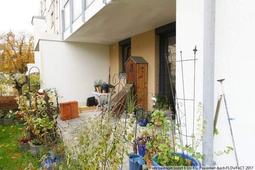 große Ostterrasse - 