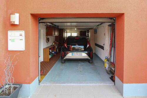 Garage - 