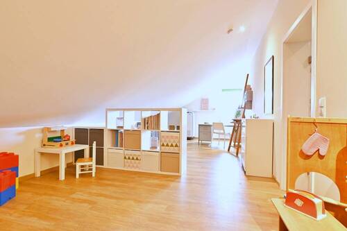 Wohnen / Hobbyraum DG - 