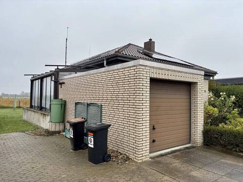 Garage+Stellplatz - Bungalow mit 101,00 m&sup2; in Ronnenberg zum Kaufen