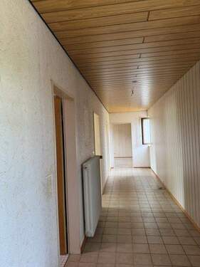 Flur - Mehrfamilienhaus, Wohnhaus mit 171,10 m&sup2; in Villingen-Schwenningen zum Kaufen