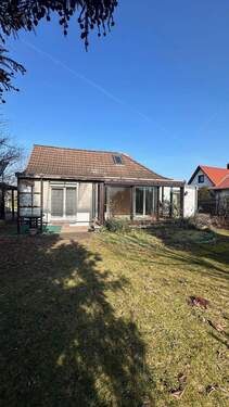 Hausansicht vom Garten - 3 Zimmer Einfamilienhaus zum Kaufen in Neuenhagen