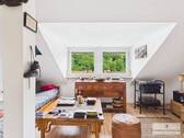 Wohnbereich - 'Sanierter Altbau' - Gemütliche DG-Wohnung in schöner Lage von St. Arnual