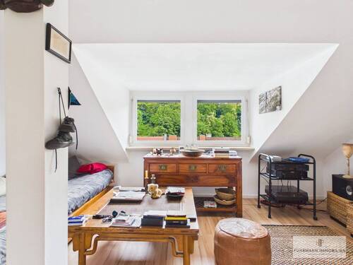 Wohnbereich - 'Sanierter Altbau' - Gemütliche DG-Wohnung in schöner Lage von St. Arnual