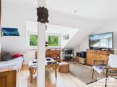 Wohnbereich - 2 Zimmer Etagenwohnung zur Miete in Saarbrücken