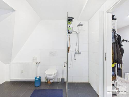 Duschbad mit Tageslicht - 