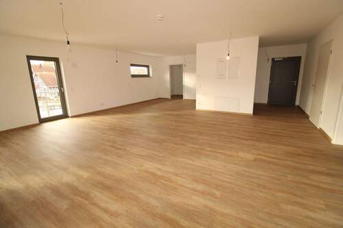 Wohnzimmer - Etagenwohnung mit 102,20 m&sup2; in Spalt zur Miete