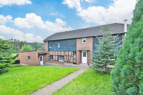 Immobilien-Stolberg-Zweifamilienhaus-Kaufen-FE260-3 - PHI AACHEN - Potentialstarkes Ein- bis Zweifamilienhaus mit Garten in ruhiger Lage von Stolberg!