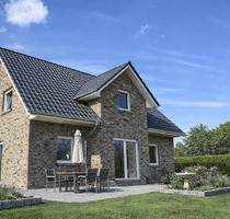 Landhaus mit Kapitänsgiebel in Roffhausen - Schortens