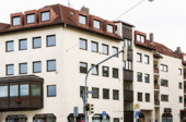 Straßenansicht-.png - Hochwertig ausgestattet & perfekt angebunden – attraktive 3-Zimmer-Wohnung in Nürnberg