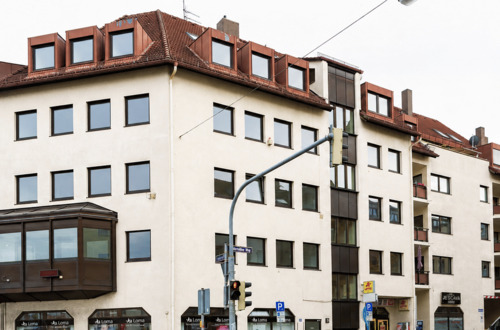 Straßenansicht-.png - Hochwertig ausgestattet & perfekt angebunden – attraktive 3-Zimmer-Wohnung in Nürnberg