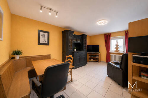 Wohnzimmer KG - 