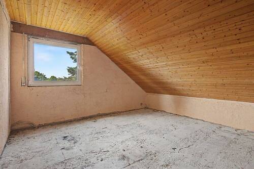 Dachgeschoss Raum 2 - 