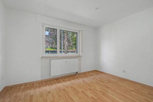 Raum EG 2 - Mehrfamilienhaus, Wohnhaus mit 143,00 m&sup2; in Karlsruhe zum Kaufen