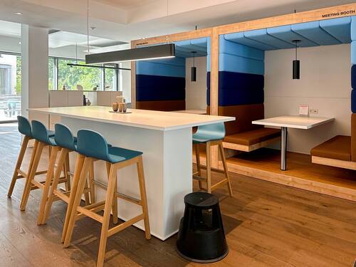 Business-Lounge 1.jpg - Flexible Coworking-Mitgliedschaften in Regus Stadttor Ost