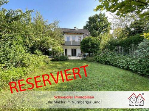 Reserviert - Immer ein Blick ins Grüne: Modernes Einfamilienhaus (Bj. 2005) mit herrlichem Garten in ruhiger Lage von Ottensoos
