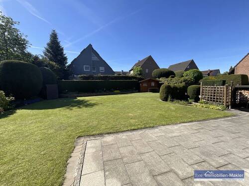 Garten - Mehrfamilienhaus, Wohnhaus mit 215,00 m&sup2; in Waltrop zum Kaufen