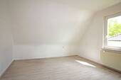 Schlafzimmer / DG - 