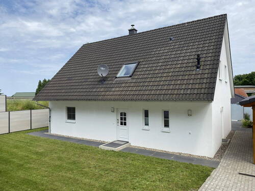 Haus straßenseitig - 