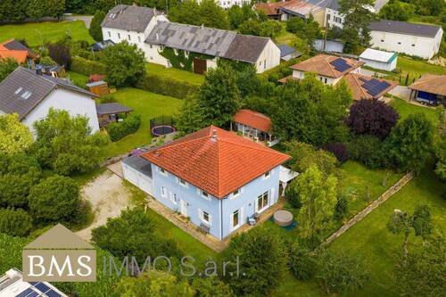 Bild 1 - Großzügiges Landhaus mit afrikanischem Charme !
