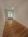 Helles Zimmer mit Holzboden - Etagenwohnung mit 39,10 m² in Berlin zur Miete