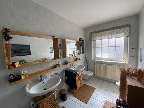 Badezimmer EG - Doppelhaushälfte mit 158,00 m² in Bielefeld zum Kaufen