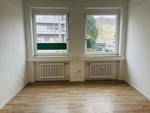 Aufenthaltsraum/Büroraum - 