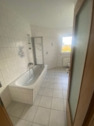 Badezimmer - 3 Zimmer Etagenwohnung zur Miete in Oelsnitz/Erzgebirge