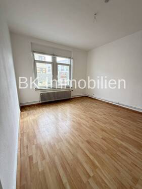 Wonzimmeransicht - 3 Zimmer Etagenwohnung zur Miete in Duisburg / Alt-Hamborn