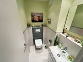 separates, renoviertes WC - 