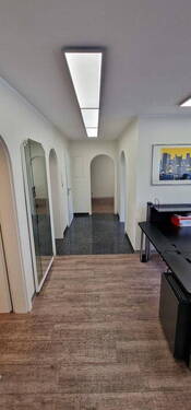 Bild 4 - Büro mit 70,00 m&sup2; in Frankfurt am Main zur Miete