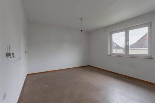 Schlafen OG - Einfamilienhaus mit 128,50 m&sup2; in Göppingen zum Kaufen