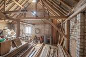 Stallungen / Scheune - 