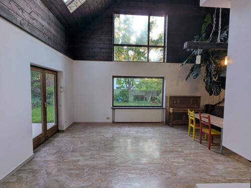 Wohnzimmer aus der Küche - 