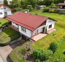 Bungalow auf sonnenverwöhntem Grundstück in ruhiger Lage in Rittersbach - Elztal / Rittersbach