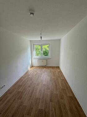 PHOTO-2026-06-09-09-43-50 (1) - Etagenwohnung mit 44,90 m&sup2; in Chemnitz zur Miete