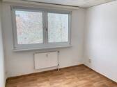 Schlafzimmer - 3 Zimmer Etagenwohnung in Bitterfeld-Wolfen