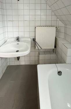 Bad im oberen Geschoss - 