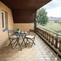 Überdachte Loggia mit Blick in den Garten - Einfamilienhaus mit 131,00 m&sup2; in Halle zum Kaufen