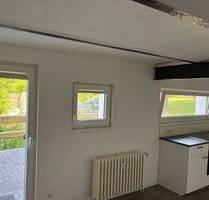 Sanierte Erdgeschoss-Wohnung mit Terrasse, Garten u. Stellplatz - Molfsee