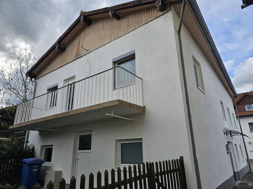 Hinteransicht - 5 Zimmer Einfamilienhaus zum Kaufen in Eichendorf