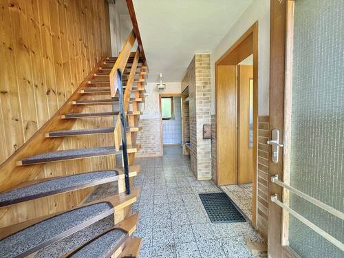 Eingangsbereich - 4 Zimmer Einfamilienhaus zum Kaufen in Vohenstrauß