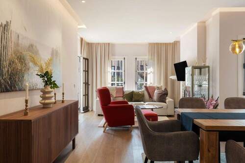 Bild 2 - 5 Zimmer Etagenwohnung zum Kaufen in Marbella