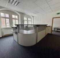 Repräsentative Bürofläche in bester Innenstadtlage mit 3 Stellplätzen - vielseitig nutzbar - Rudolstadt Zentrum