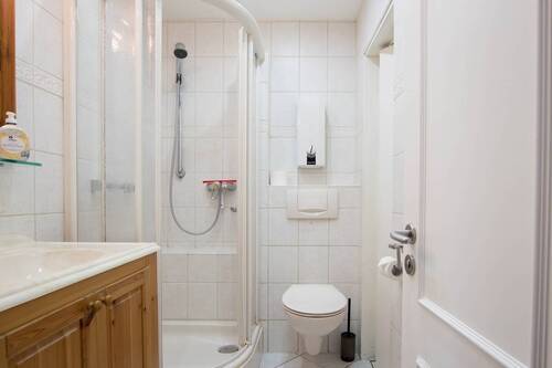 Duschbad EG Whg. .jpg - 