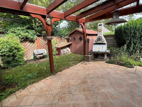 Überdachte Westterrasse - Reihenendhaus mit 96,00 m² in Norderstedt zum Kaufen