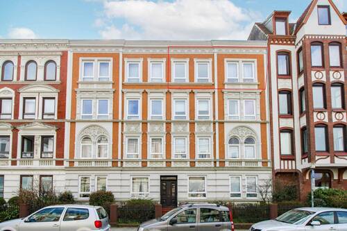 Straßenansicht - Feinster Jugendstil: Zentrale 3 Zimmer Wohnung in Flensburg-Sandberg